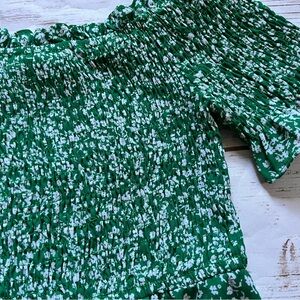 💜LULUS Green Floral Smocked Women's dress